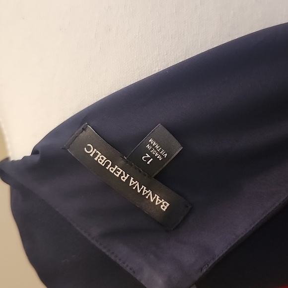 Banana Republic Colourblock Shift Dress - Picture 6 of 6